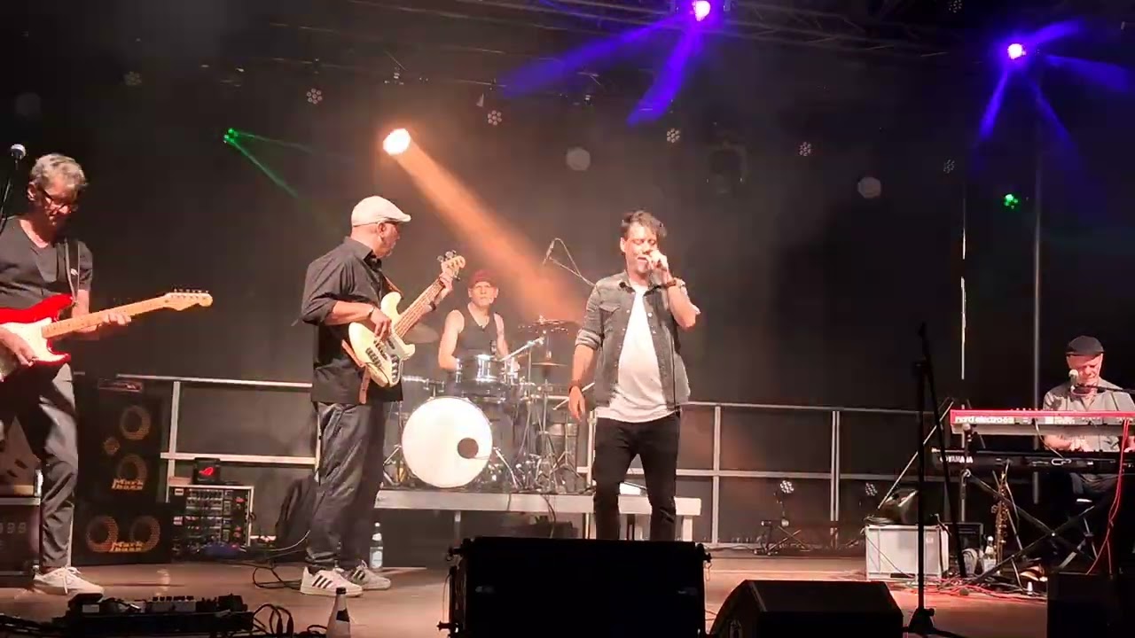 Sumner's Tales  live